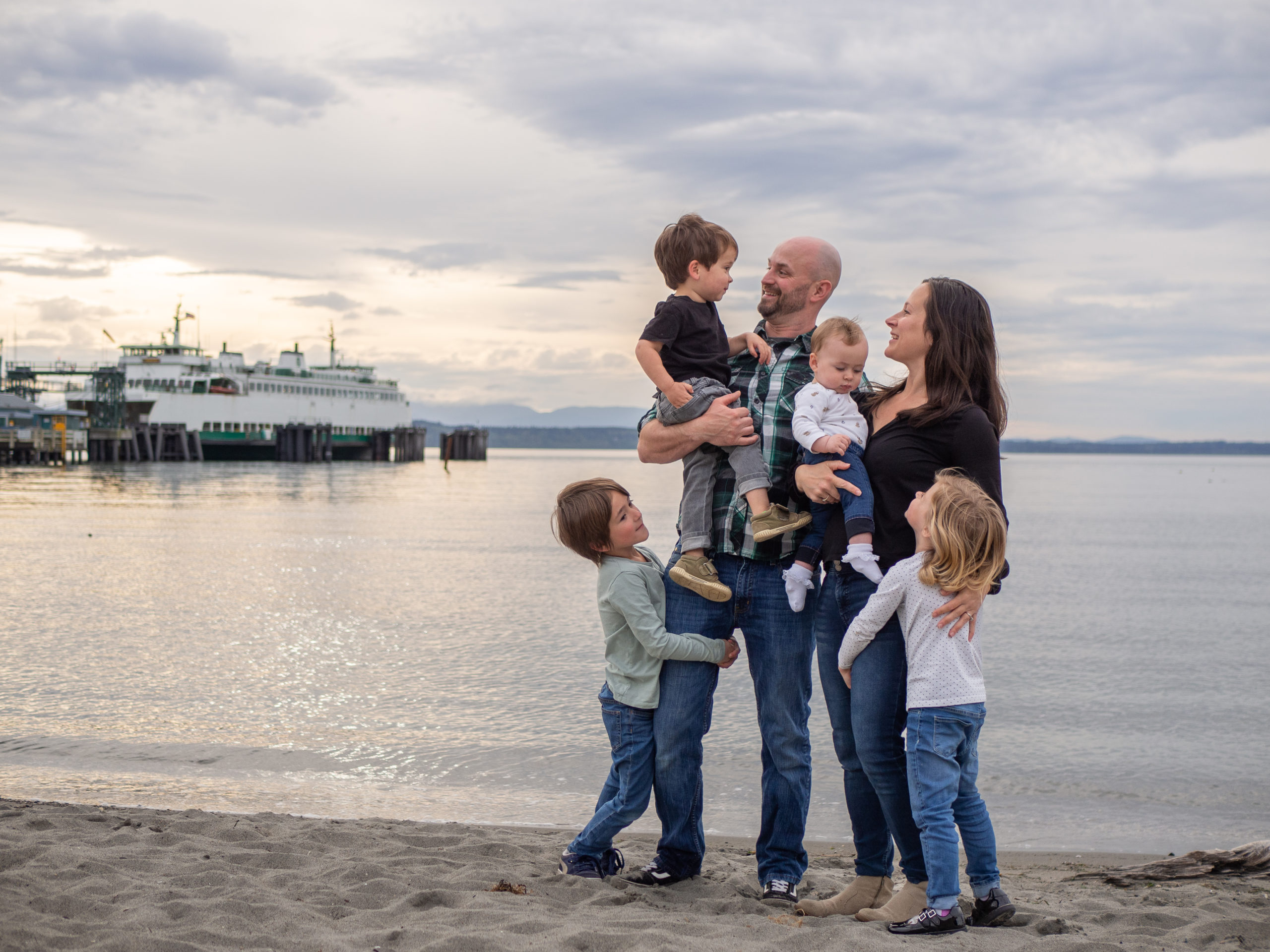 Seattle Family Photographer Becky Langseth, Family in Edmonds, WA